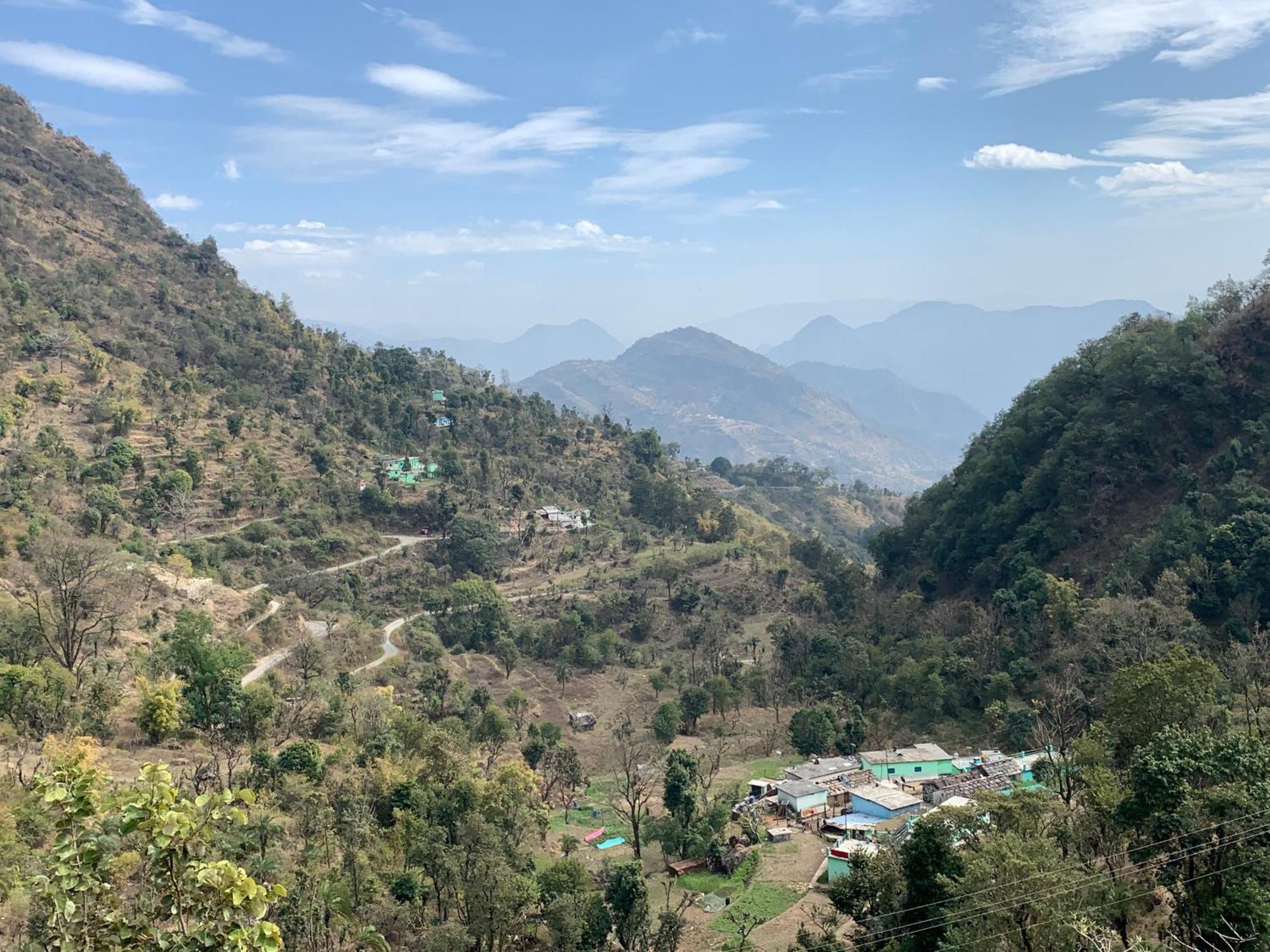 Banjara Hostel Rishikesh Bagian luar foto